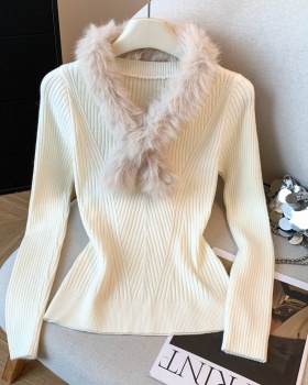 Fur collar V-neck bottoming temperament winter sweater