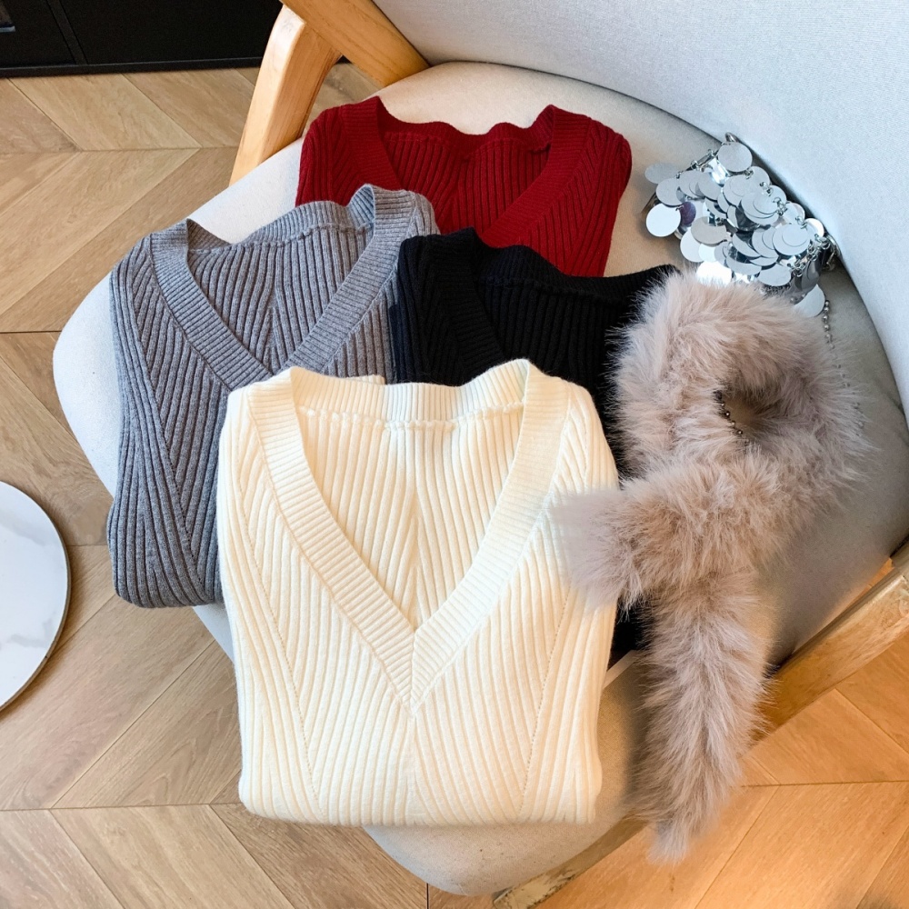 Fur collar V-neck bottoming temperament winter sweater
