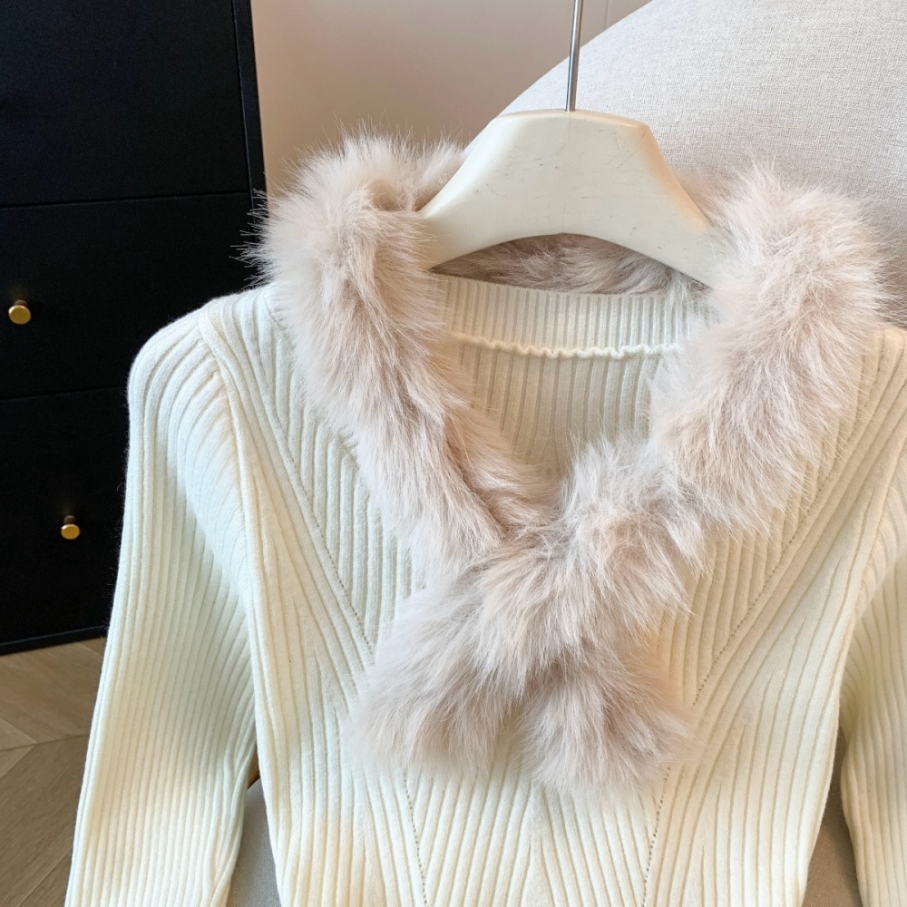 Fur collar V-neck bottoming temperament winter sweater