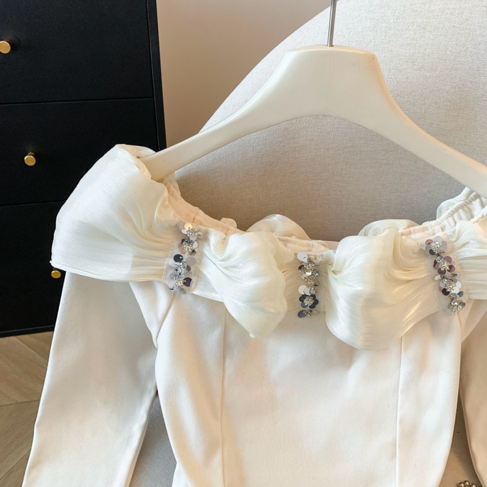 Enticement tops flat shoulder bottoming shirt for women