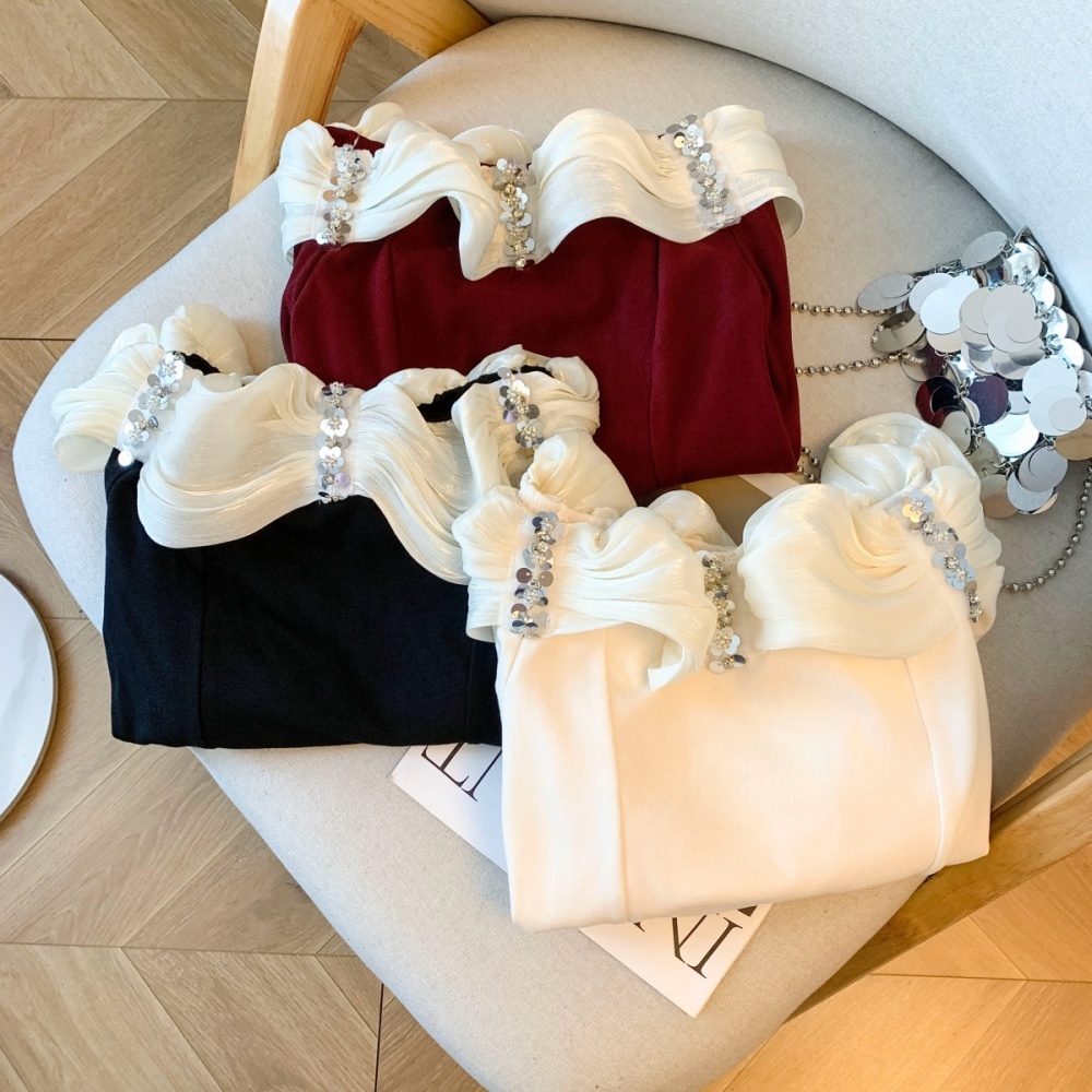 Enticement tops flat shoulder bottoming shirt for women