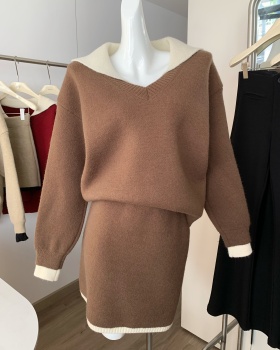 Korean style knitted sweater red short skirt a set