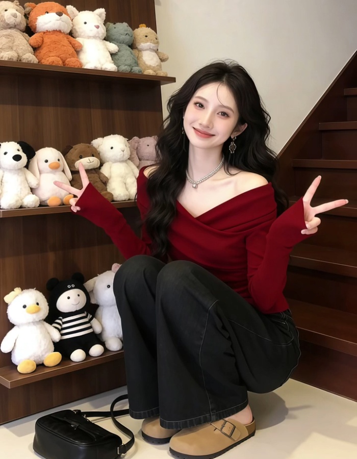 Autumn and winter T-shirt strapless tops for women