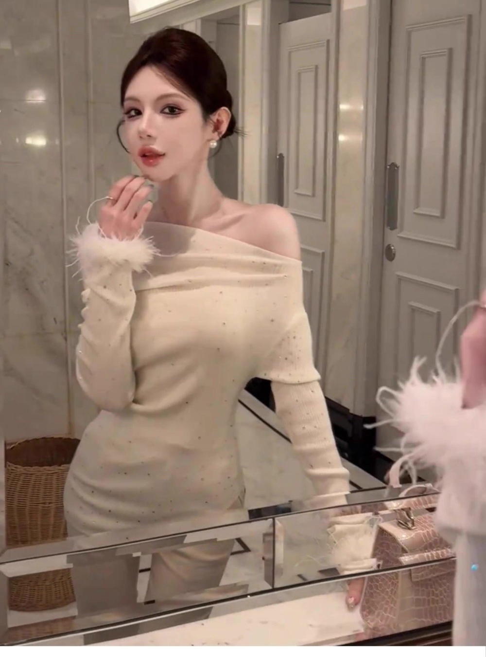 White strapless enticement elmo flat shoulder sweater