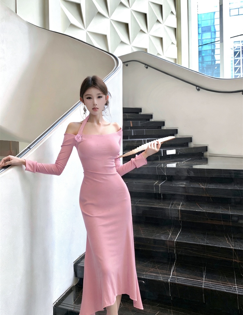 Sexy flat shoulder pinched waist slim irregular dress