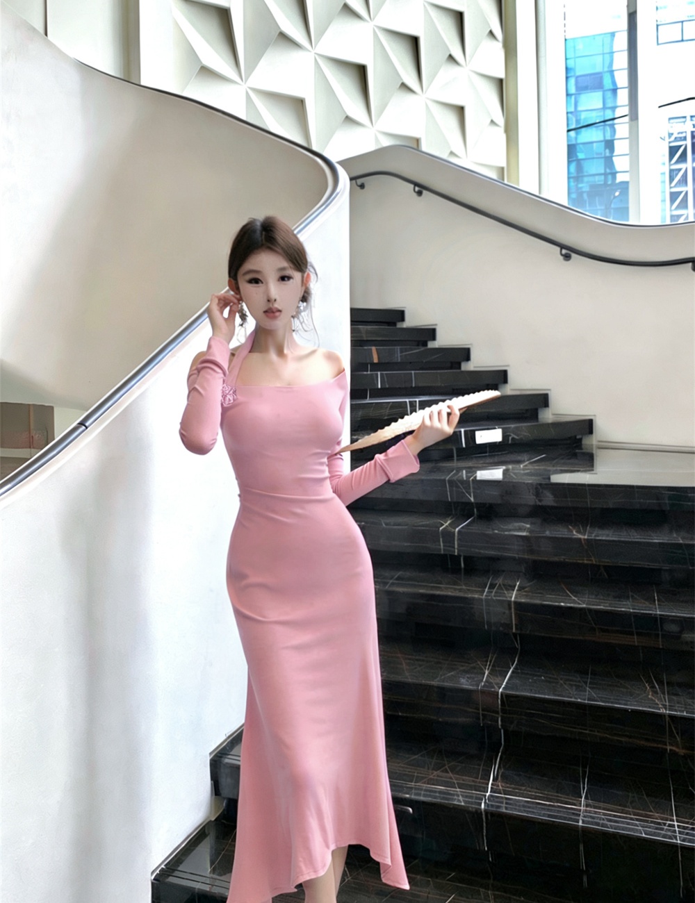 Sexy flat shoulder pinched waist slim irregular dress