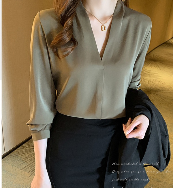 All-match tops inside the ride shirt for women