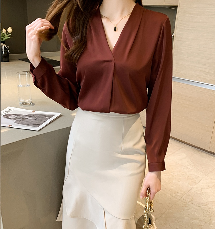 All-match tops inside the ride shirt for women