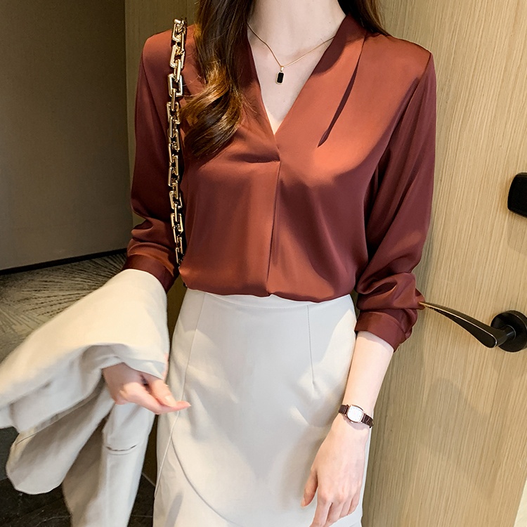 All-match tops inside the ride shirt for women