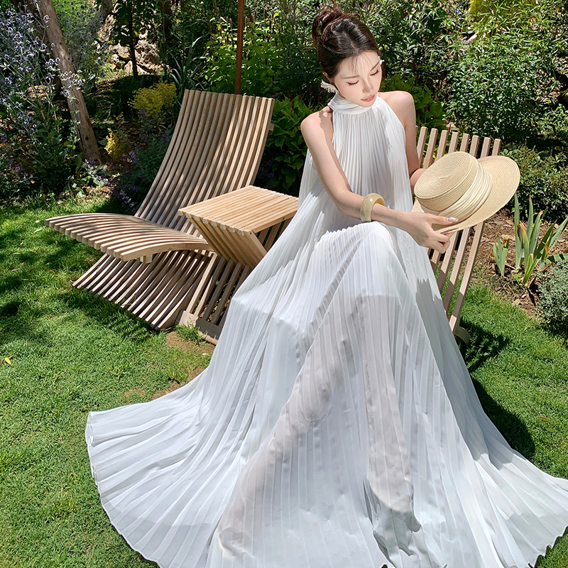 Seaside lady dress sandy beach sleeveless long dress