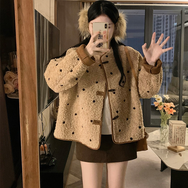 Korean style wear lambs wool polka dot coat for women