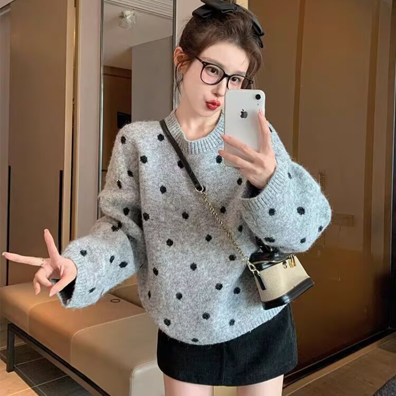 Lazy pullover autumn and winter Casual polka dot sweater