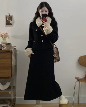 Hepburn style jacket chanelstyle skirt a set