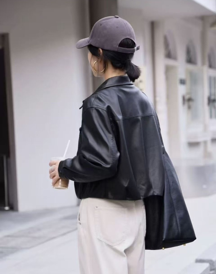 Retro Casual short wallet locomotive slim coat for women