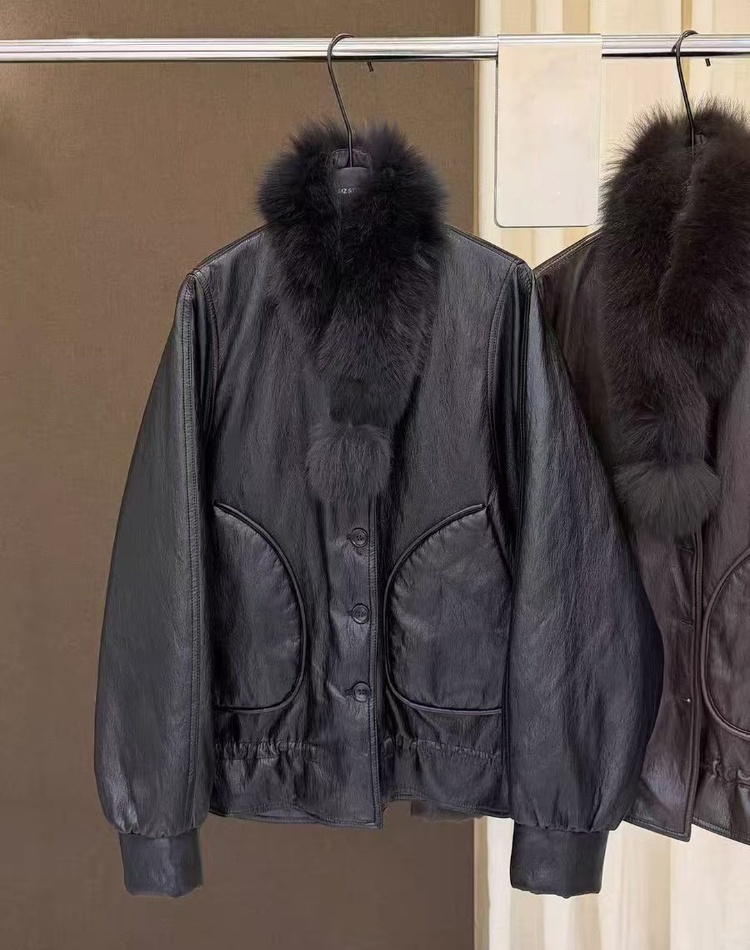 Duck down fox fur overcoat lantern sleeve leather coat for women