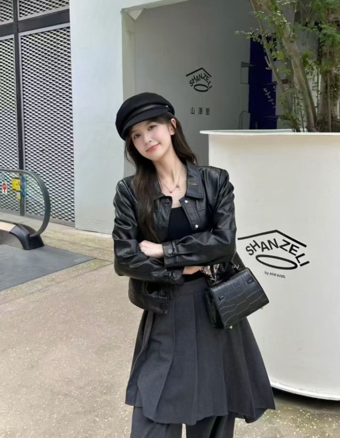 Locomotive leather coat temperament wallet for women