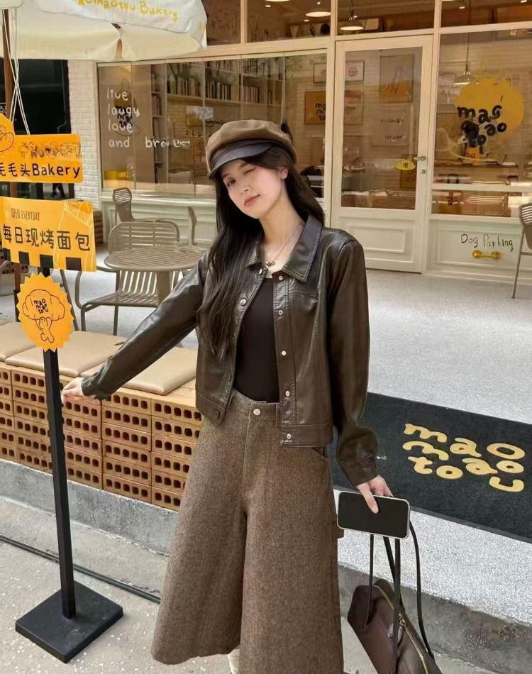 Locomotive leather coat temperament wallet for women