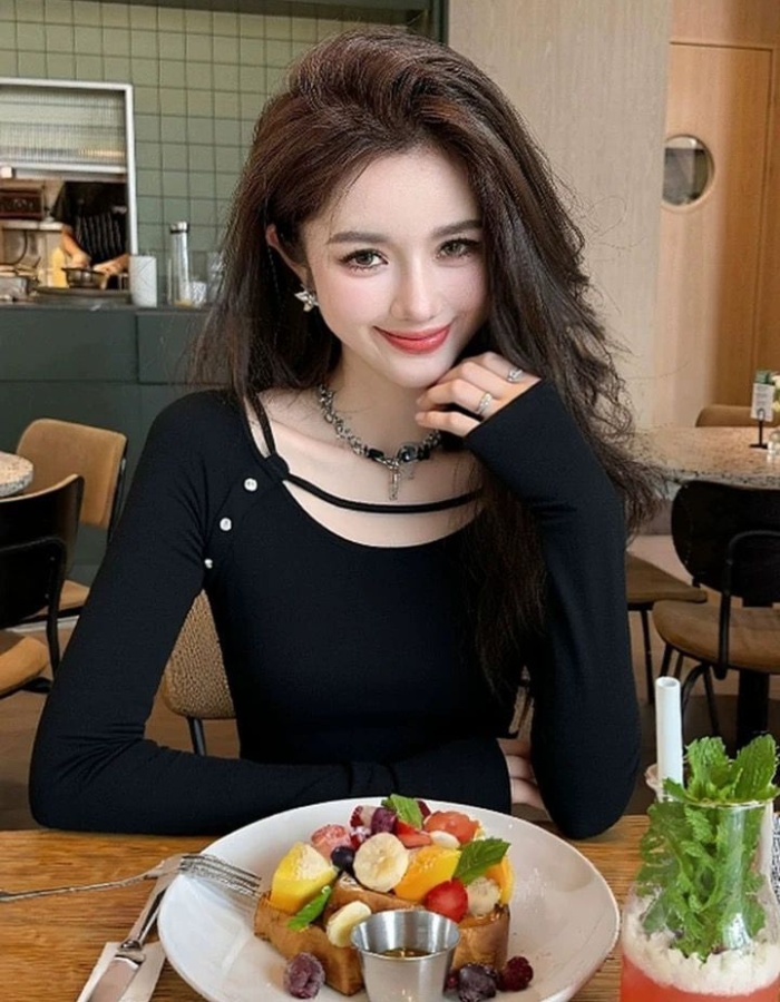 Inside the ride T-shirt bottoming shirt for women