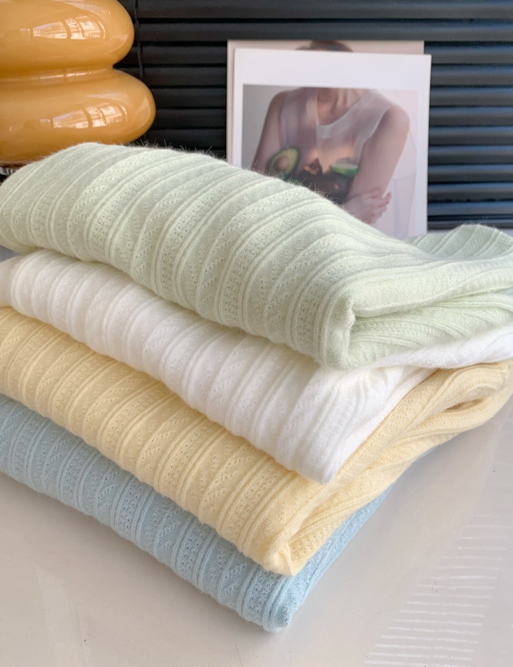 Wood ear bottoming shirt white sweater