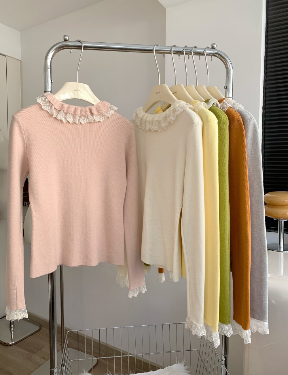 Slim inside the ride bottoming shirt lace tops for women