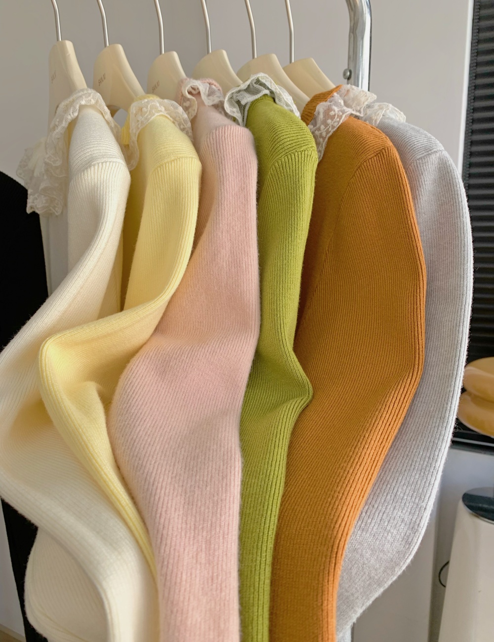 Slim inside the ride bottoming shirt lace tops for women