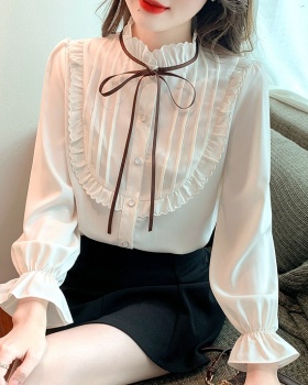 Chiffon tops inside the ride shirt for women