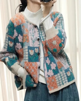 Autumn and winter jacquard coat round neck sweater for women