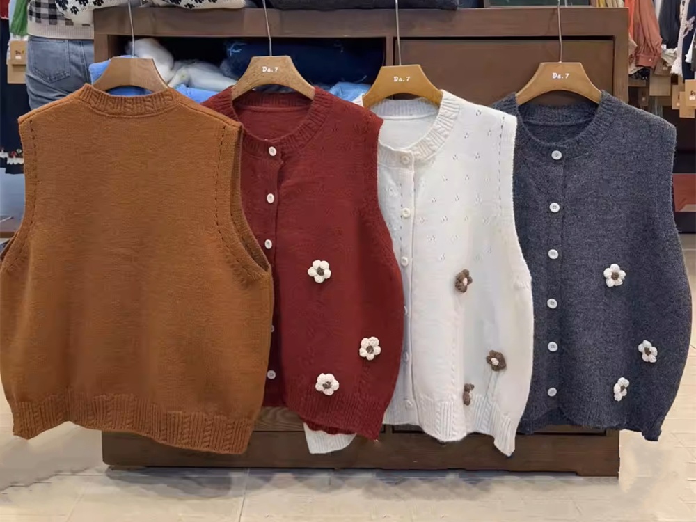 Lazy breasted stereoscopic sweater knitted winter cardigan