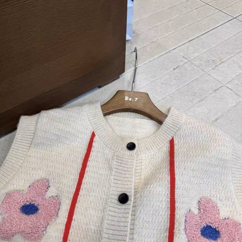 Crochet winter vest knitted niche waistcoat