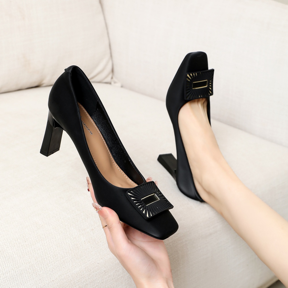 Spring and autumn low shoes thick footware for women