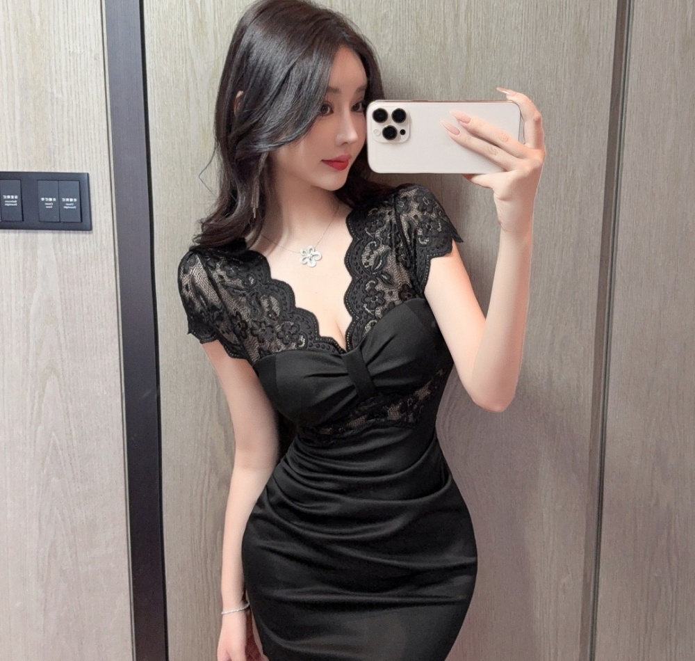 Niche sexy perspective lace simple slim European style dress