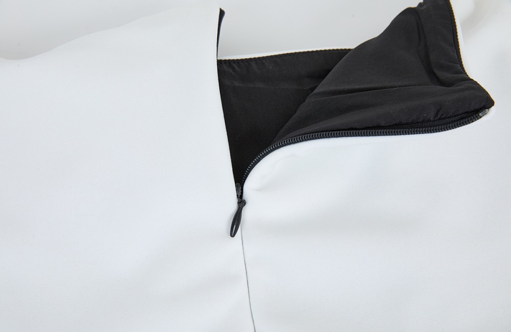 Strapless sexy black-white package hip temperament dress