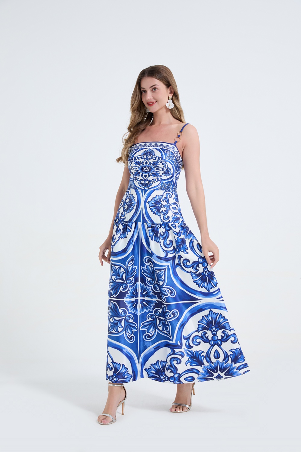 Big skirt dress sling long dress