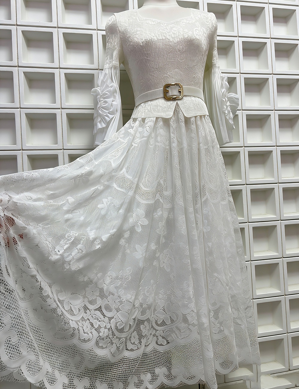 Disk flowers hollow high waist straps long dress