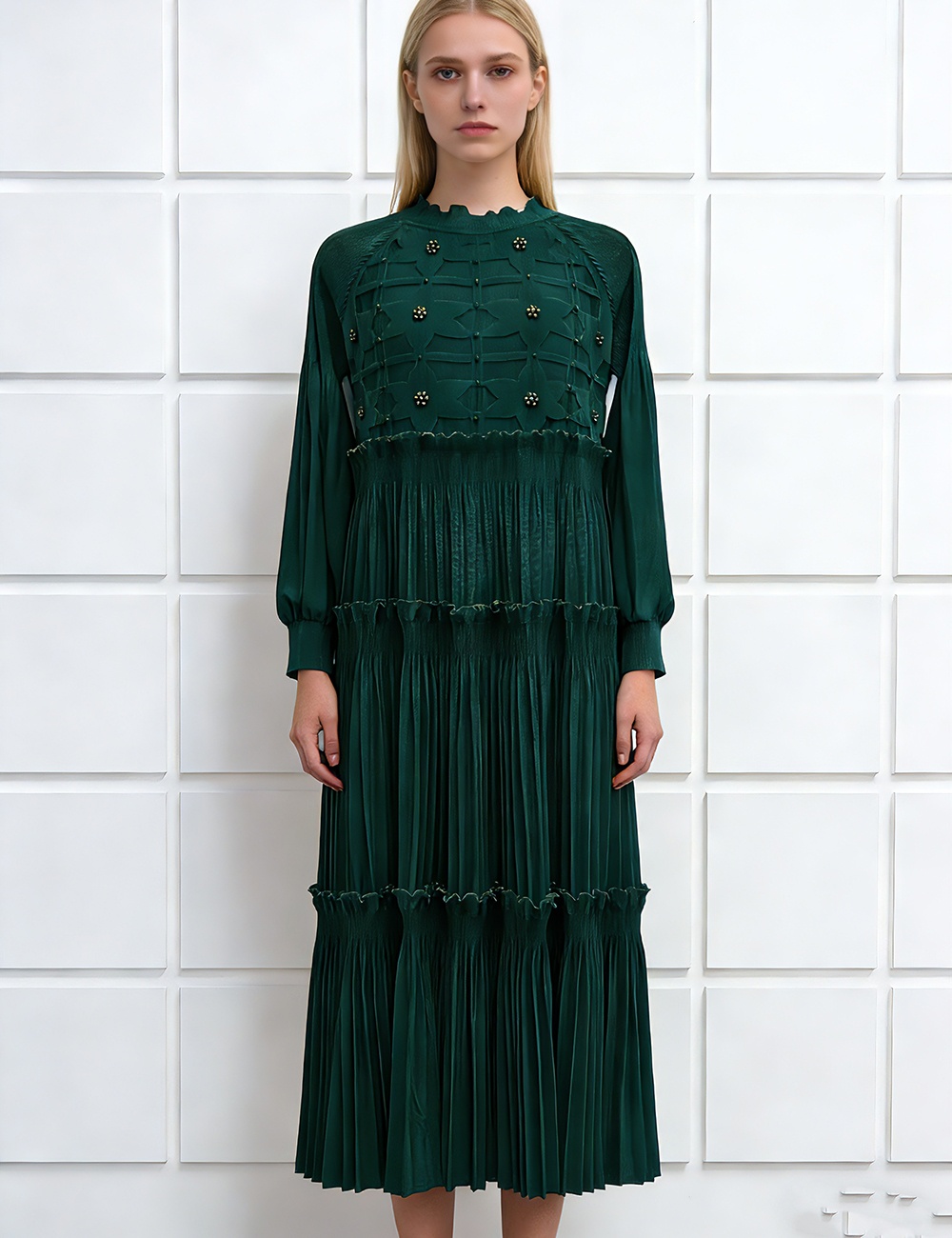 Cake splice long dress wood ear beading dress