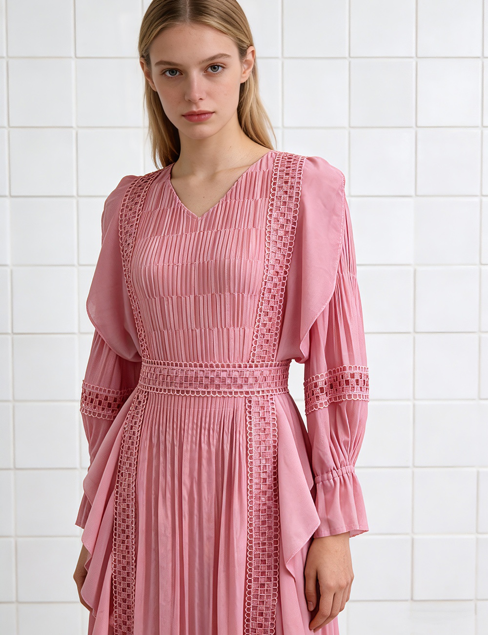 Lantern sleeve fold sequins lace lotus leaf edges dress