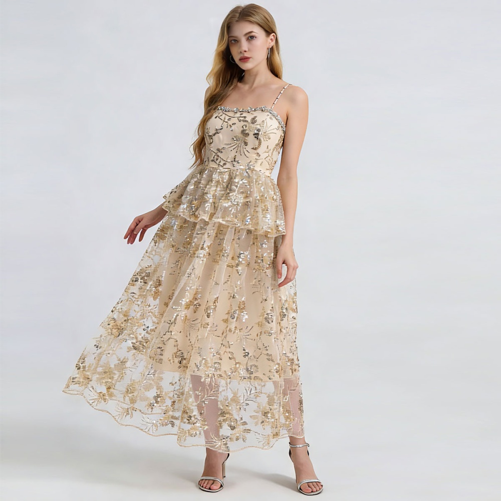 Sequins sling long light luxury chest pad dress
