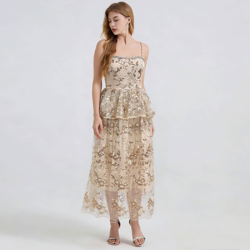 Sequins sling long light luxury chest pad dress