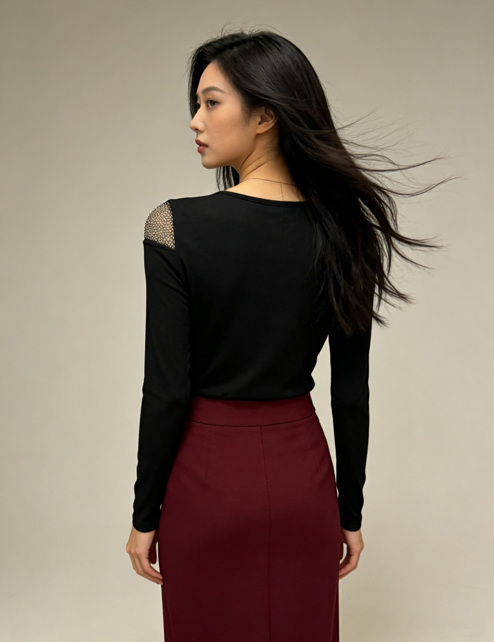 V-neck unique tops long sleeve cotton T-shirt for women