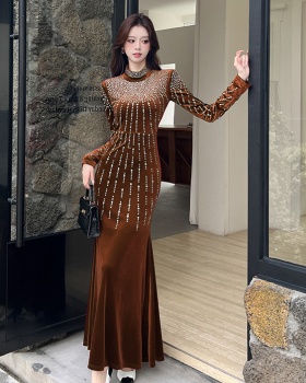 Autumn and winter rhinestone long dress golden velvet dress