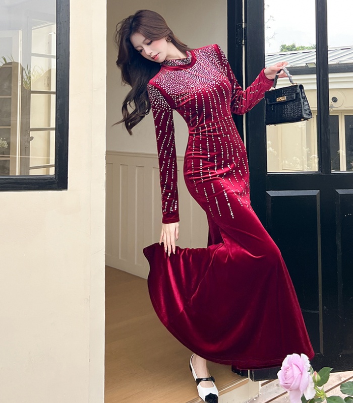 Autumn and winter rhinestone long dress golden velvet dress