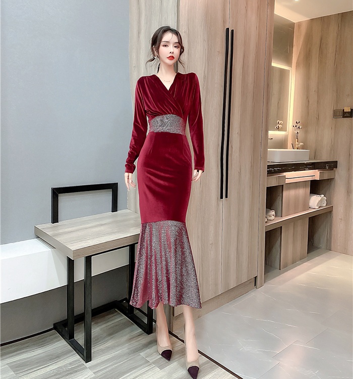 Golden velvet V-neck dress noble fashion long dress