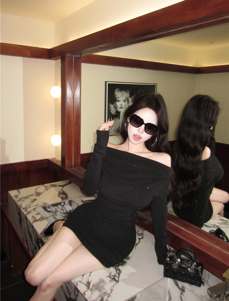 Glitter enticement dress long sleeve package hip T-back