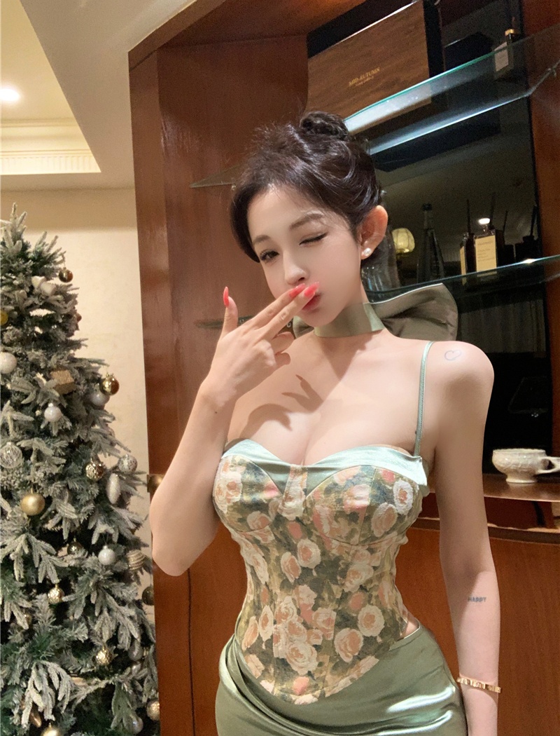 Floral package hip sling skirt 2pcs set for women