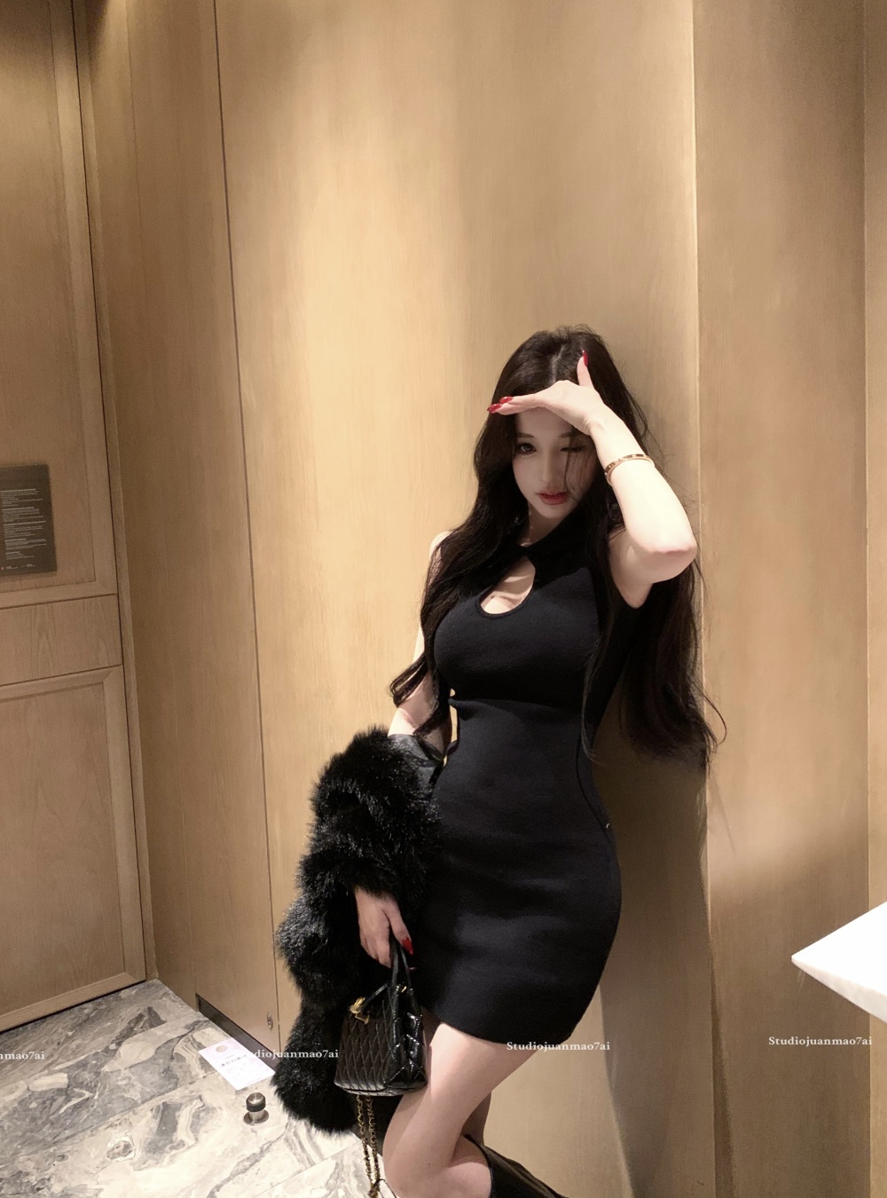 Black pinched waist halter short hollow dress for women