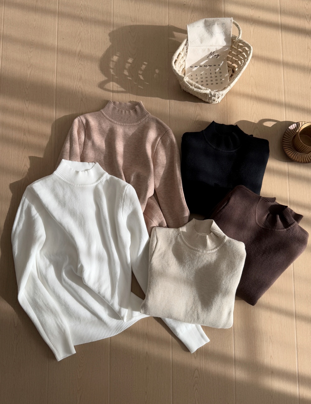 Long sleeve plus velvet knitted thick inside the ride sweater