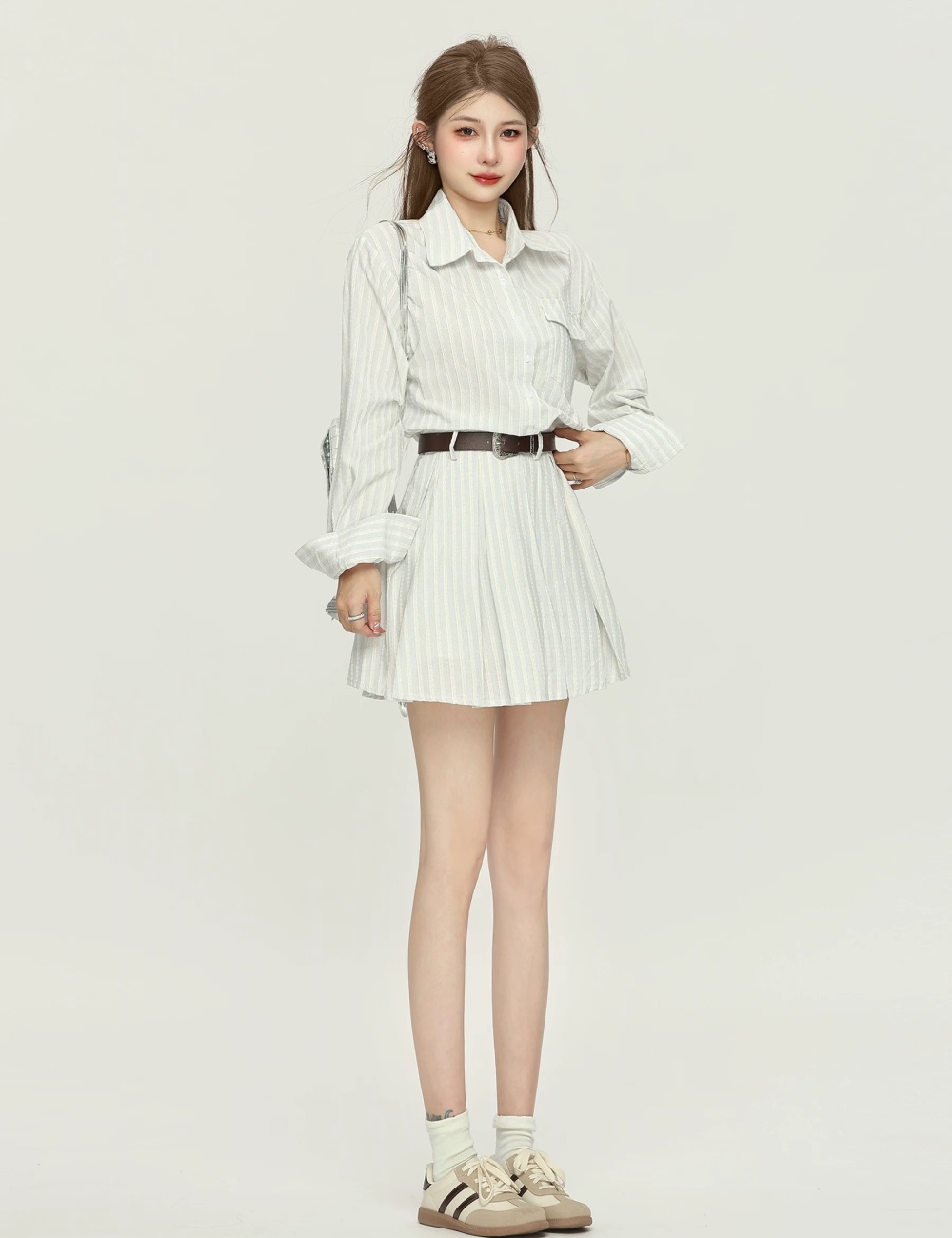 Autumn long sleeve belt travel stripe shirt for women