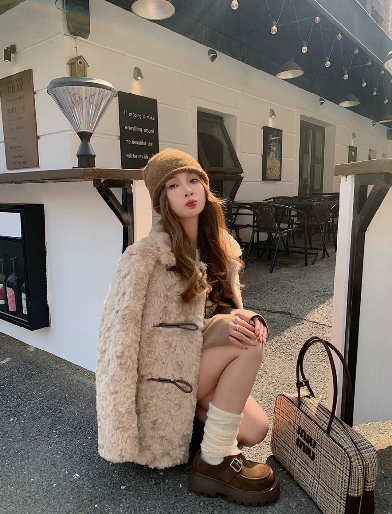 Long sleeve fur coat thermal coat for women