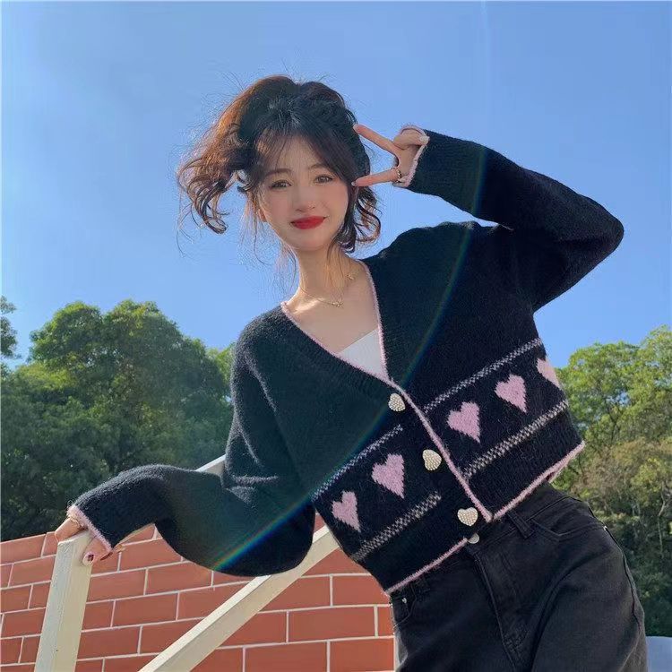 Short cardigan small sweetheart sweater for women
