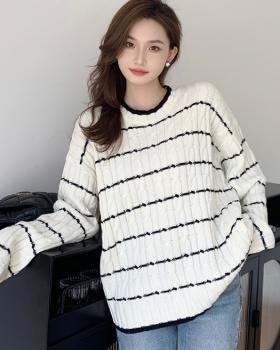 Short Korean style autumn and winter sweater for women